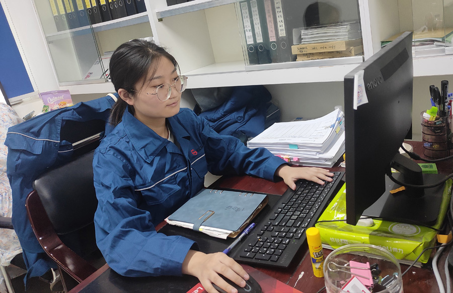 2022年度韦德网站官方入口医药优异科技斗争者——黄 敏